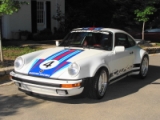 Porsche 930 with www.magnagrafik.com decals